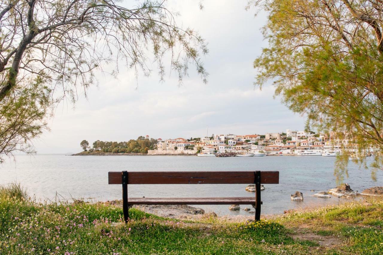 Apartamento Aegina Bed & Culture Exterior foto