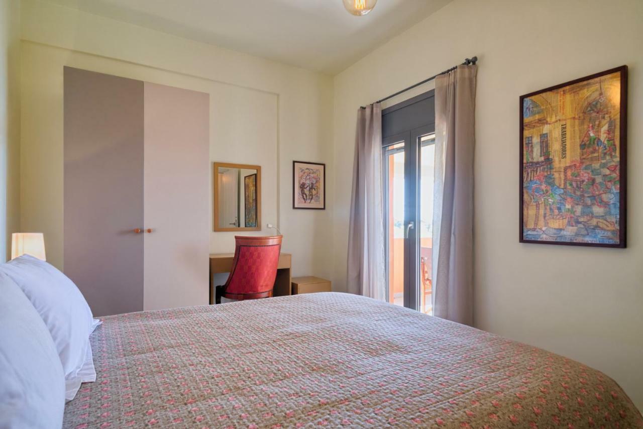 Apartamento Aegina Bed & Culture Exterior foto