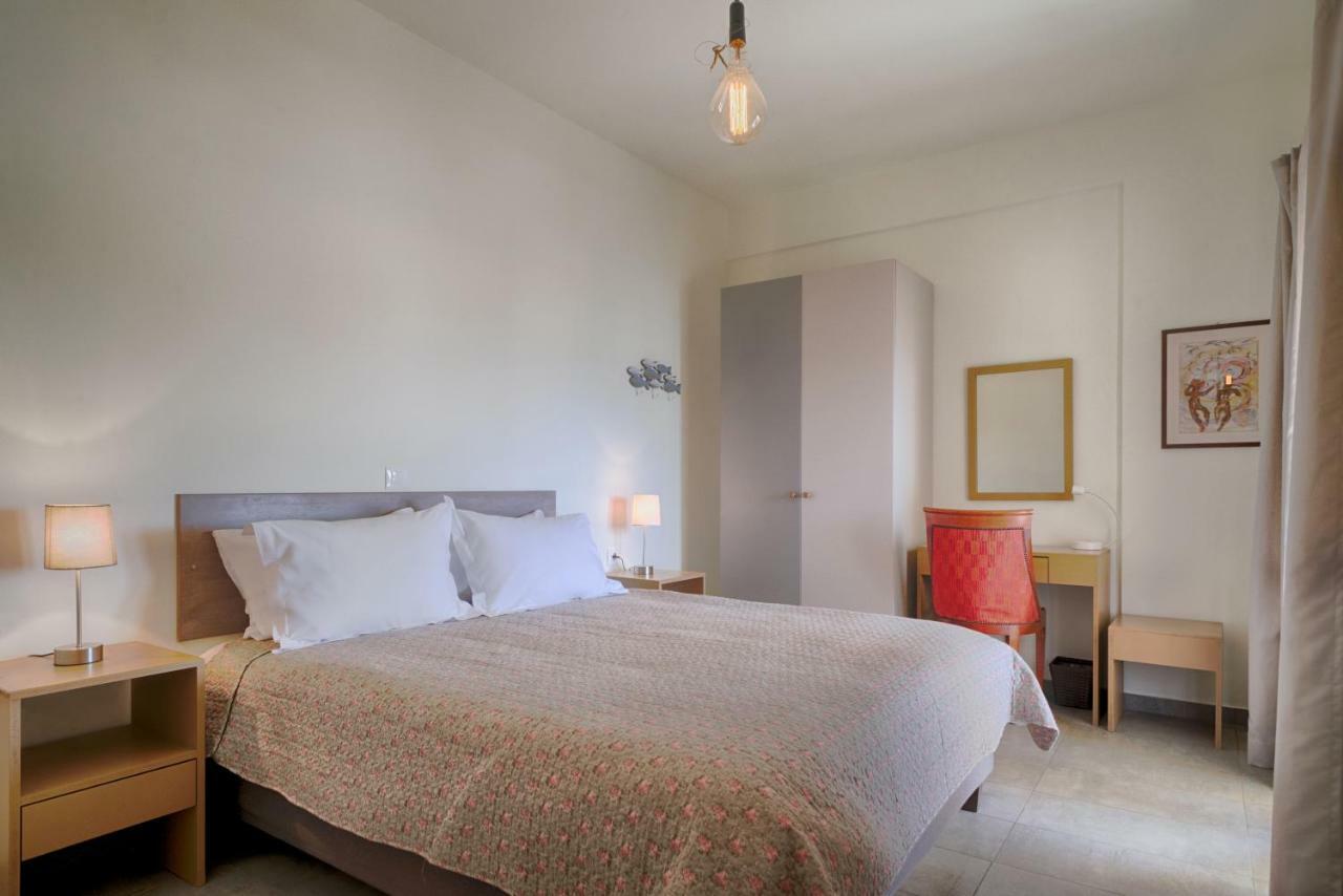 Apartamento Aegina Bed & Culture Exterior foto
