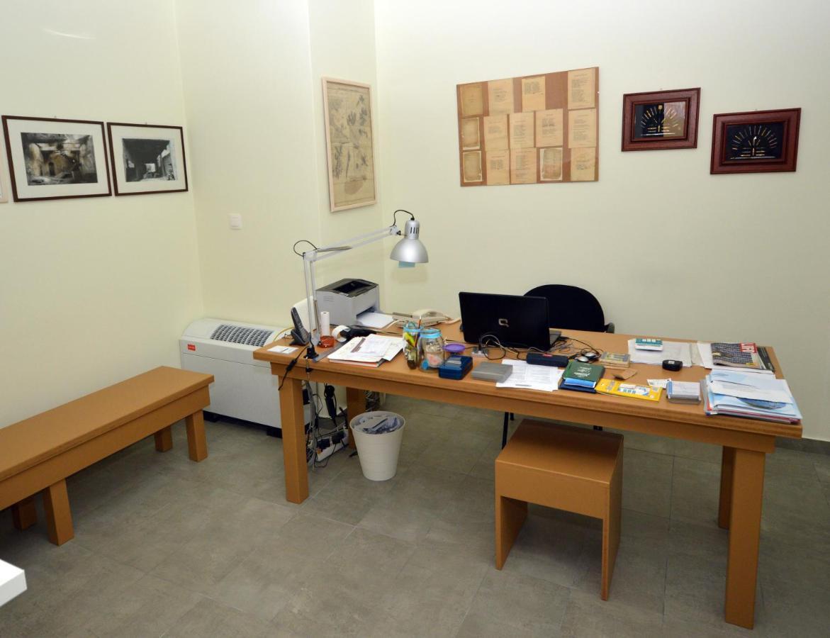 Apartamento Aegina Bed & Culture Exterior foto