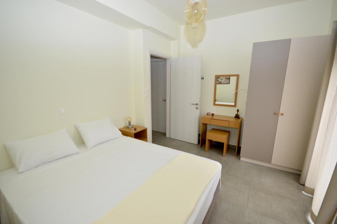 Apartamento Aegina Bed & Culture Exterior foto